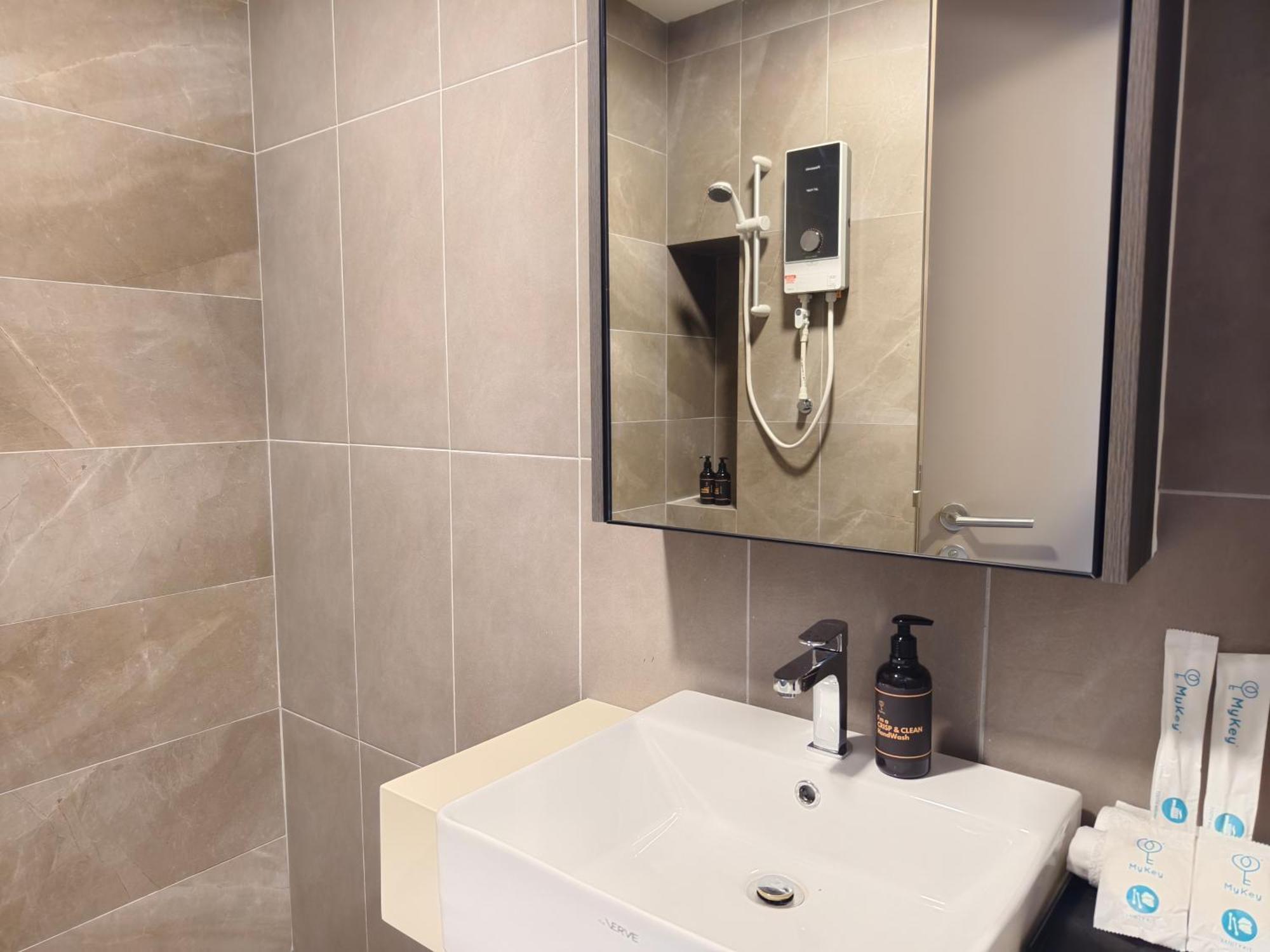 بيتالينغ جايا Mossaz Suites Empire City By Starwood المظهر الخارجي الصورة